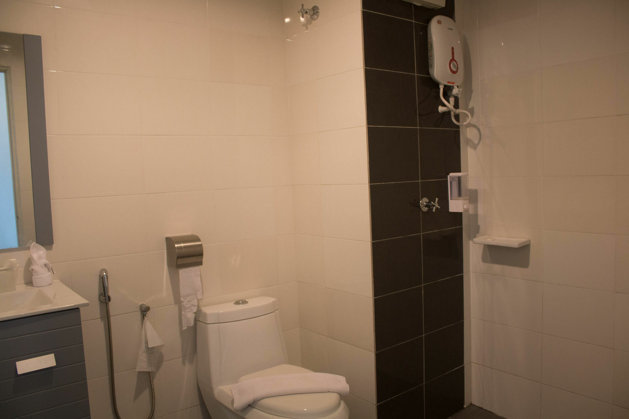 De Viana Hotel & Apartments Kota Bharu Extérieur photo